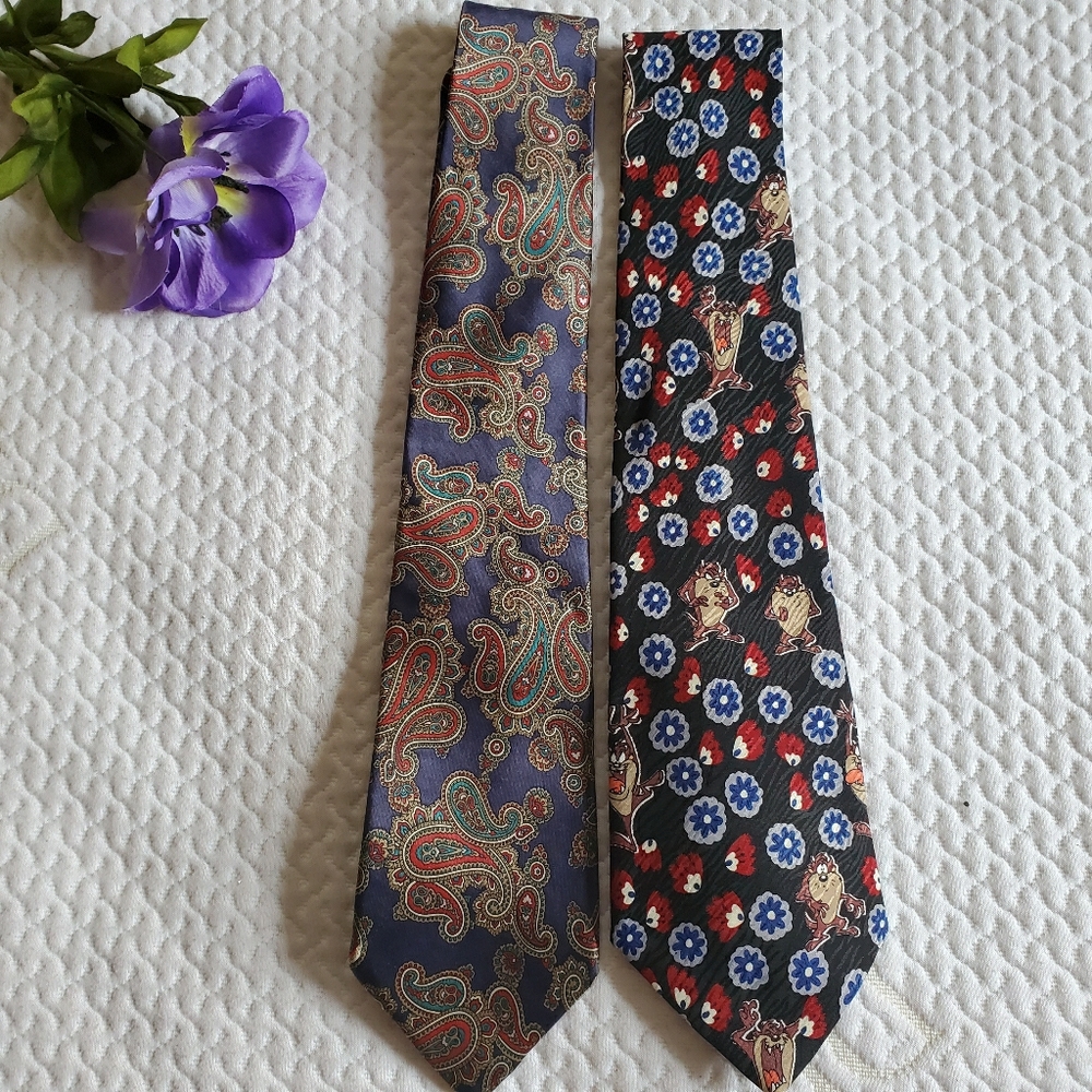 the Custom Shop/Looney TUnes Necktie bundle